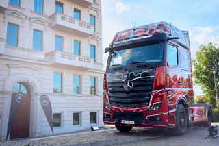 4Najlepsi w sieci Mercedes-Benz Trucks Polska nagrody Dealer Roku i Serwis Roku 2021